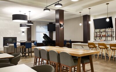 Holiday Inn Hotel & Suites Madison West - Middleton by IHG