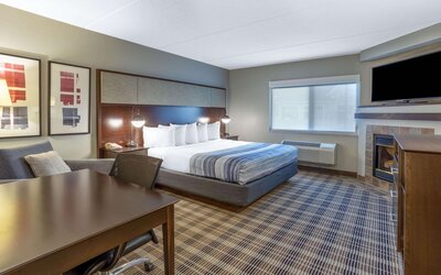 AmericInn by Wyndham Madison South