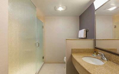 Courtyard by Marriott Madison West Middleton
