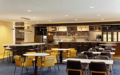Courtyard by Marriott Madison West Middleton