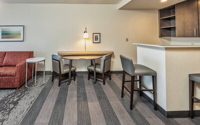 Holiday Inn & Suites Memphis - Wolfchase Galleria​ by IHG