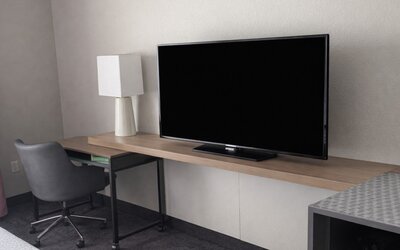 Holiday Inn & Suites Memphis - Wolfchase Galleria​ by IHG