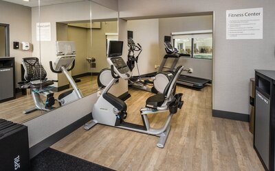 Holiday Inn & Suites Memphis - Wolfchase Galleria​ by IHG