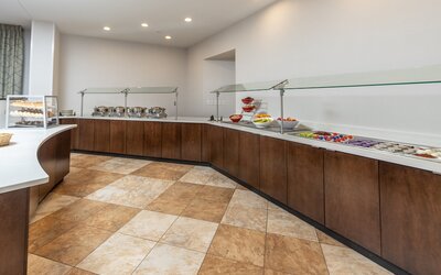 Holiday Inn & Suites Memphis - Wolfchase Galleria​ by IHG