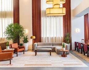 Hu. Hotel
