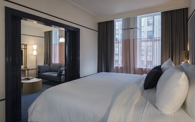 Hu. Hotel