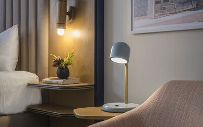 Hu. Hotel