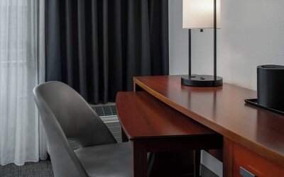 Courtyard by Marriott Memphis East/Park Avenue