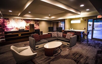 Courtyard by Marriott Memphis East/Bill Morris Parkway