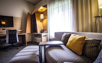 Courtyard by Marriott Memphis East/Bill Morris Parkway