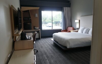 Courtyard by Marriott Memphis East/Bill Morris Parkway