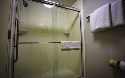 Courtyard by Marriott Memphis East/Bill Morris Parkway