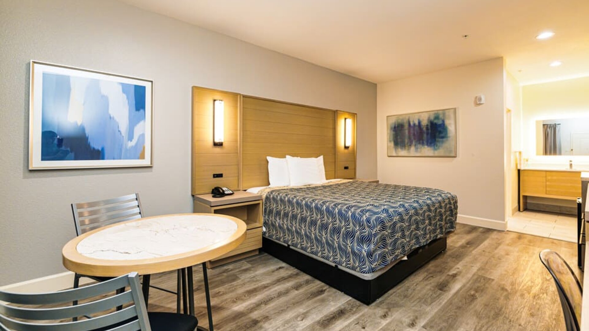 Spacious day use room at Palace Inn Blue IAH East.