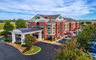 Holiday Inn Express Hotel & Suites Memphis Southwind by IHG