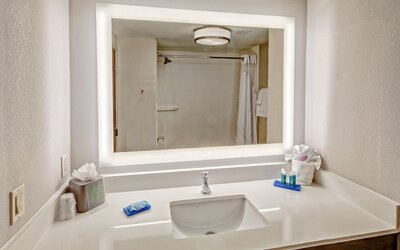 Holiday Inn Express Hotel & Suites Memphis Southwind by IHG