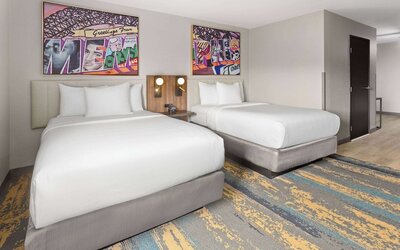 La Quinta Inn & Suites by Wyndham Memphis I-240