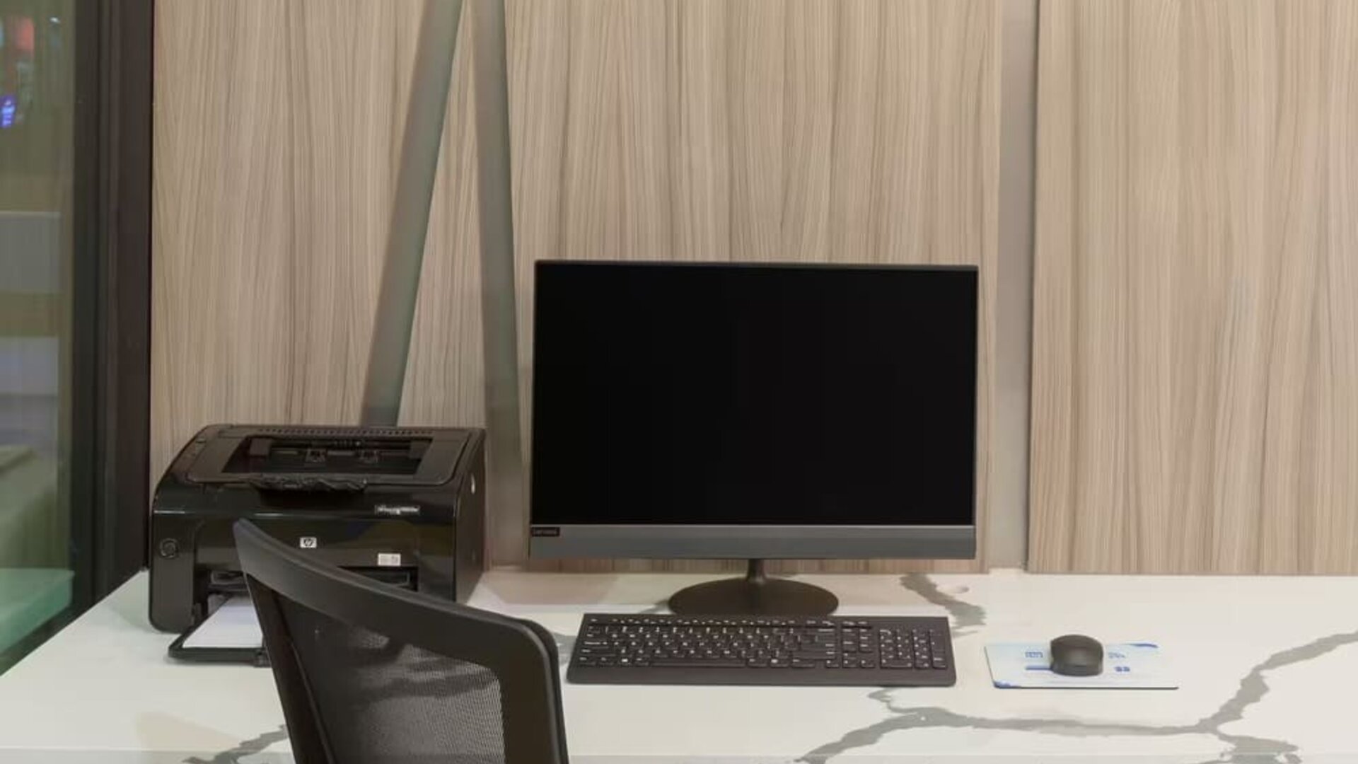 Business center at Baymont By Wyndham Houston Hobby Airport.