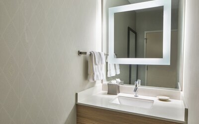 Springhill Suites By Marriott Memphis Downtown