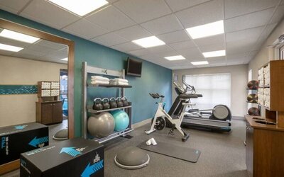Fitness center at Hampton Inn & Suites Ft. Lauderdale Airport/South Cruise Port.