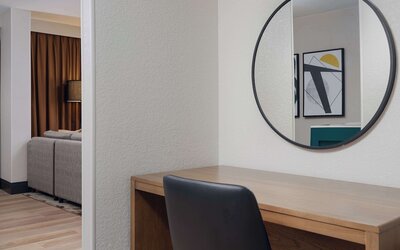 Embassy Suites by Hilton Memphis East Germantown Area