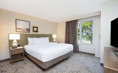 Embassy Suites by Hilton Memphis East Germantown Area