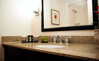 Embassy Suites by Hilton Memphis East Germantown Area