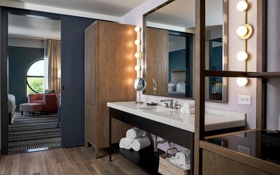 The Memphian, a Tribute Portfolio Hotel