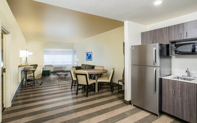 Holiday Inn & Suites Memphis Southeast-Germantown by IHG
