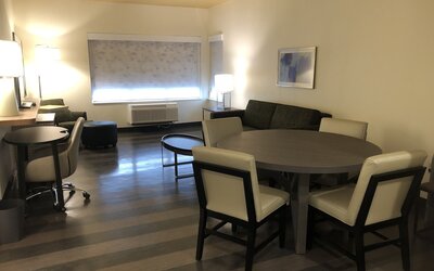 Holiday Inn & Suites Memphis Southeast-Germantown by IHG