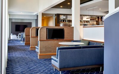 Courtyard by Marriott Memphis Airport