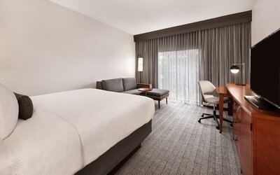 Courtyard by Marriott Memphis Airport