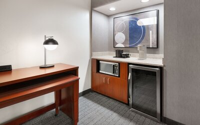 Courtyard by Marriott Memphis Airport