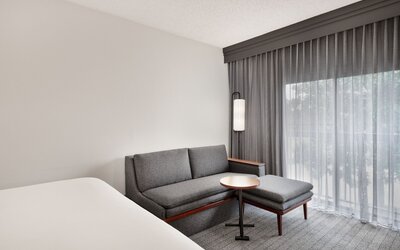 Courtyard by Marriott Memphis Airport
