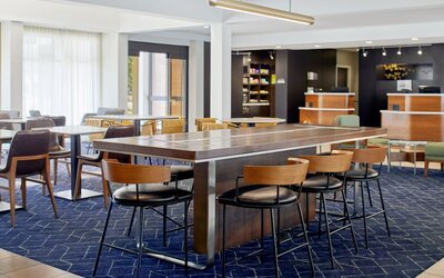 Courtyard by Marriott Memphis Airport