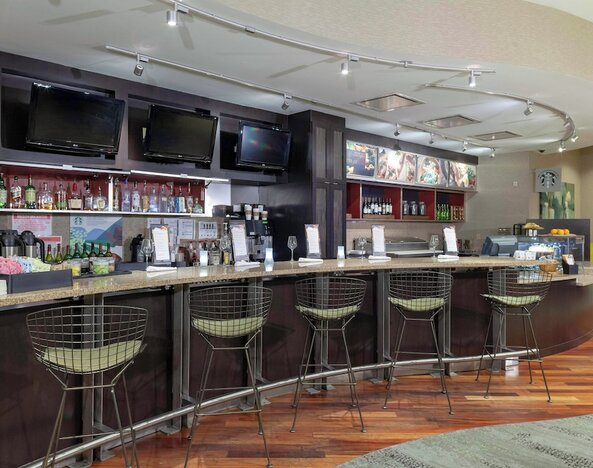 Courtyard by Marriott Downtown Memphis