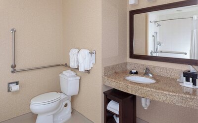 Courtyard by Marriott Downtown Memphis