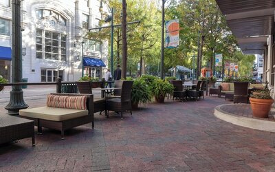 Courtyard by Marriott Downtown Memphis