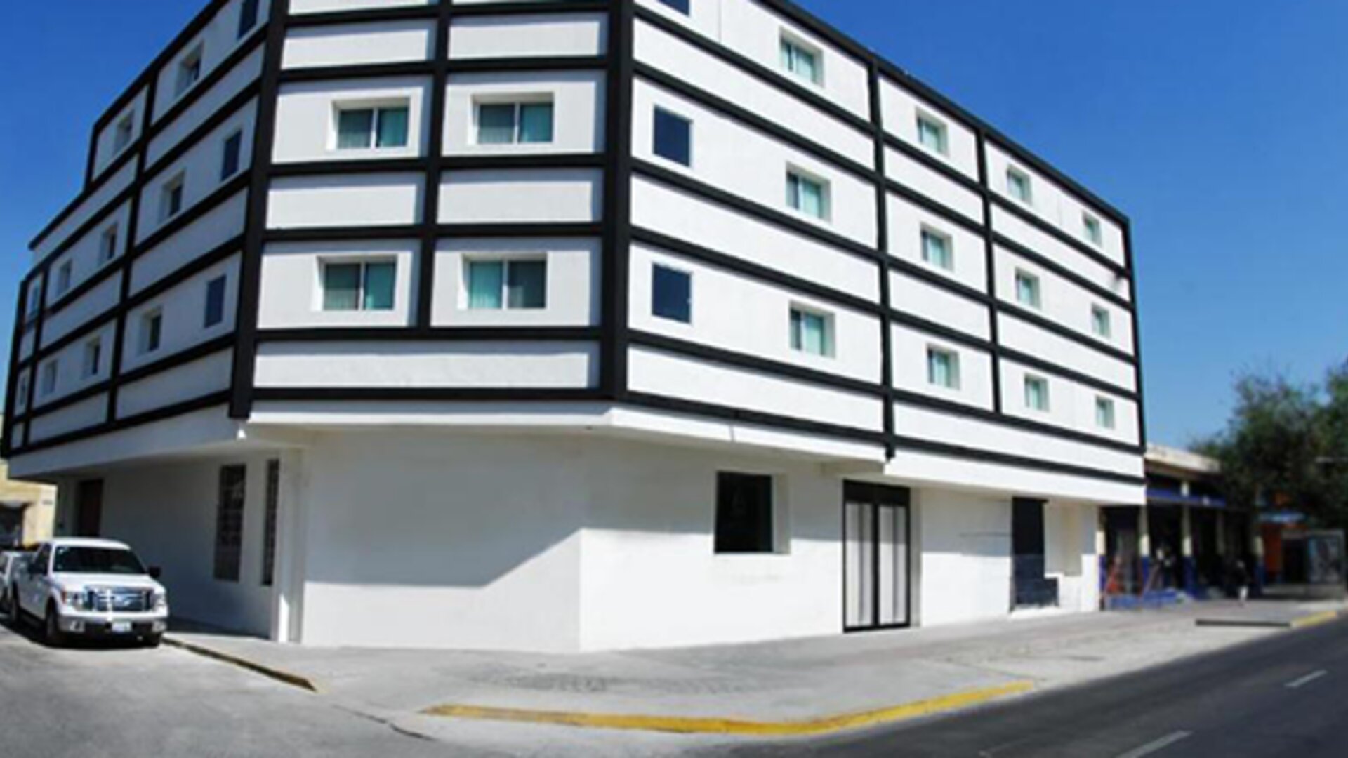 Hotel Portonovo Plaza Centro