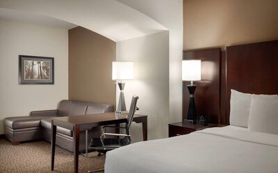 La Quinta Inn & Suites by Wyndham Memphis Wolfchase