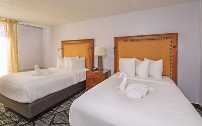 Historic Whispering Woods Hotel & Conference Center