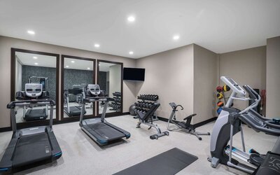 La Quinta Inn & Suites by Wyndham West Memphis