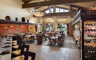 Bar and lounge space at DoubleTree By Hilton Ontario Airport.