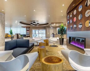 Cambria Hotel Milwaukee Downtown