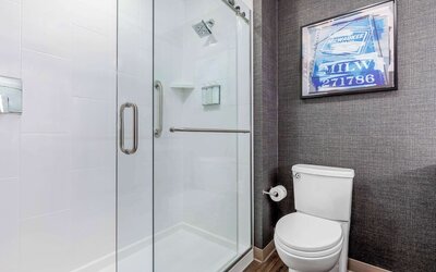 Cambria Hotel Milwaukee Downtown
