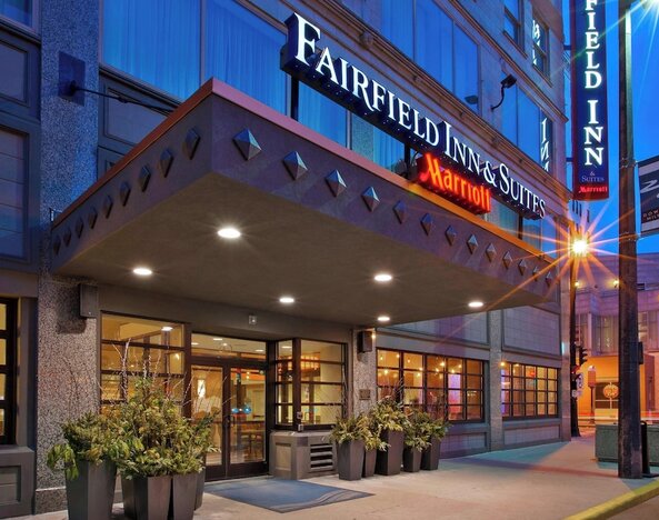Fairfield Inn & Suites by Marriott Milwaukee Downtown