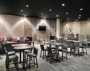 Courtyard by Marriott Milwaukee Downtown