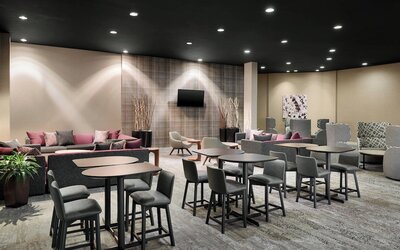 Courtyard by Marriott Milwaukee Downtown