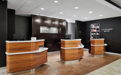 Courtyard by Marriott Milwaukee Downtown