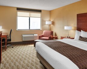 Best Western Plus Milwaukee Airport Hotel & Conference Ctr