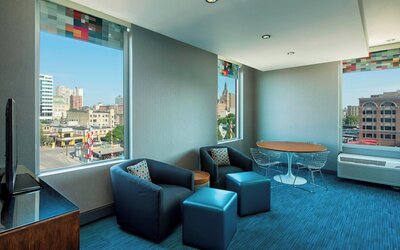 Aloft by Marriott Milwaukee Downtown